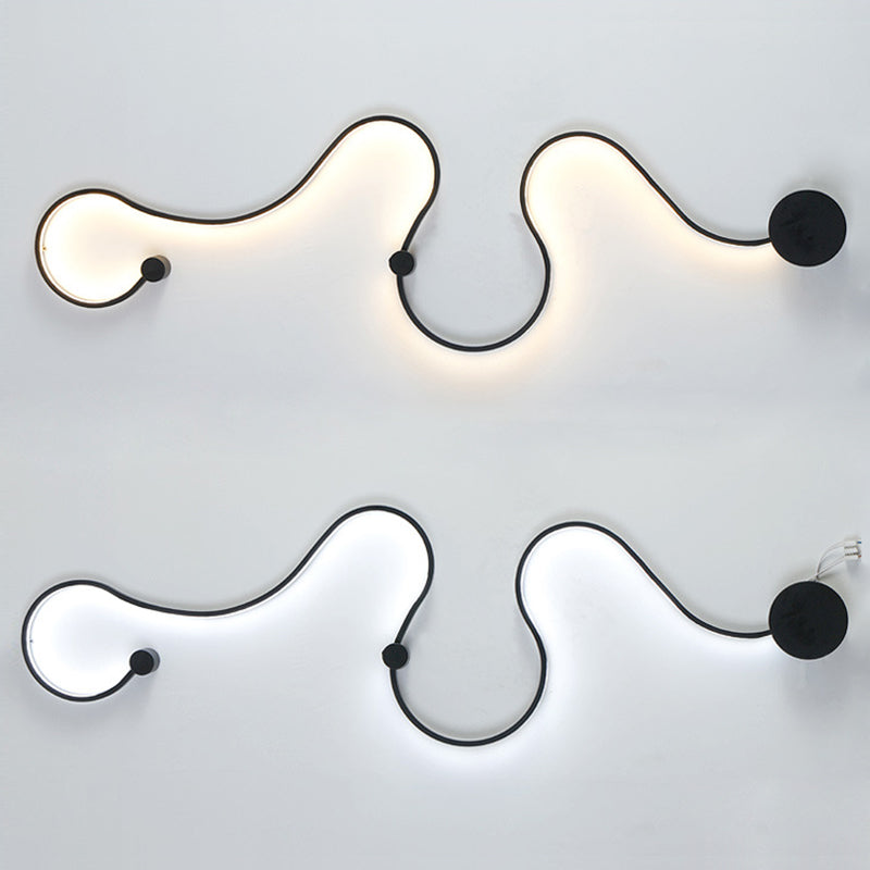 Post Modern Personality Snake Curve Decoration LED Creative Wall Lamp Wall Plug Night Light