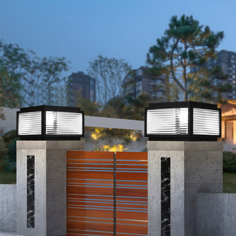 Outdoor Landscape Fence Waterproof IP65 Garden Column Lighting LED Door Courtyard Solar Column Pillar Light Garden Light