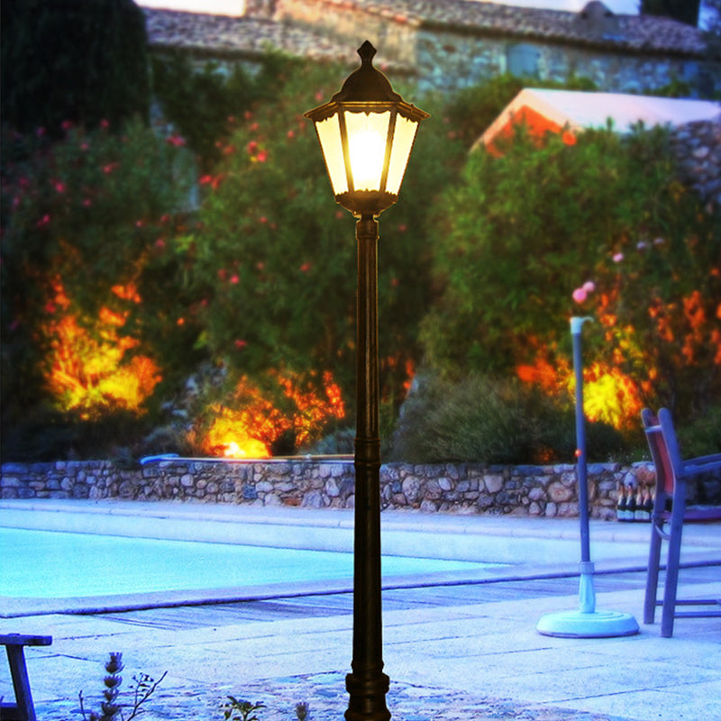 European lawn light garden light community villa landscape light outdoor waterproof street lamp retro garden lamp